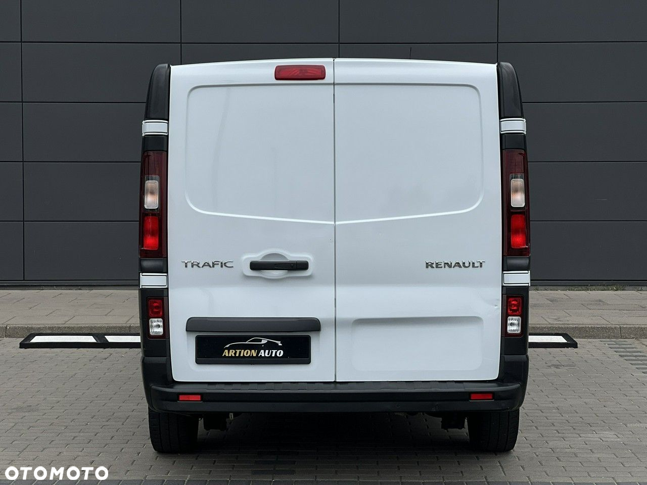 Renault Trafic - 6