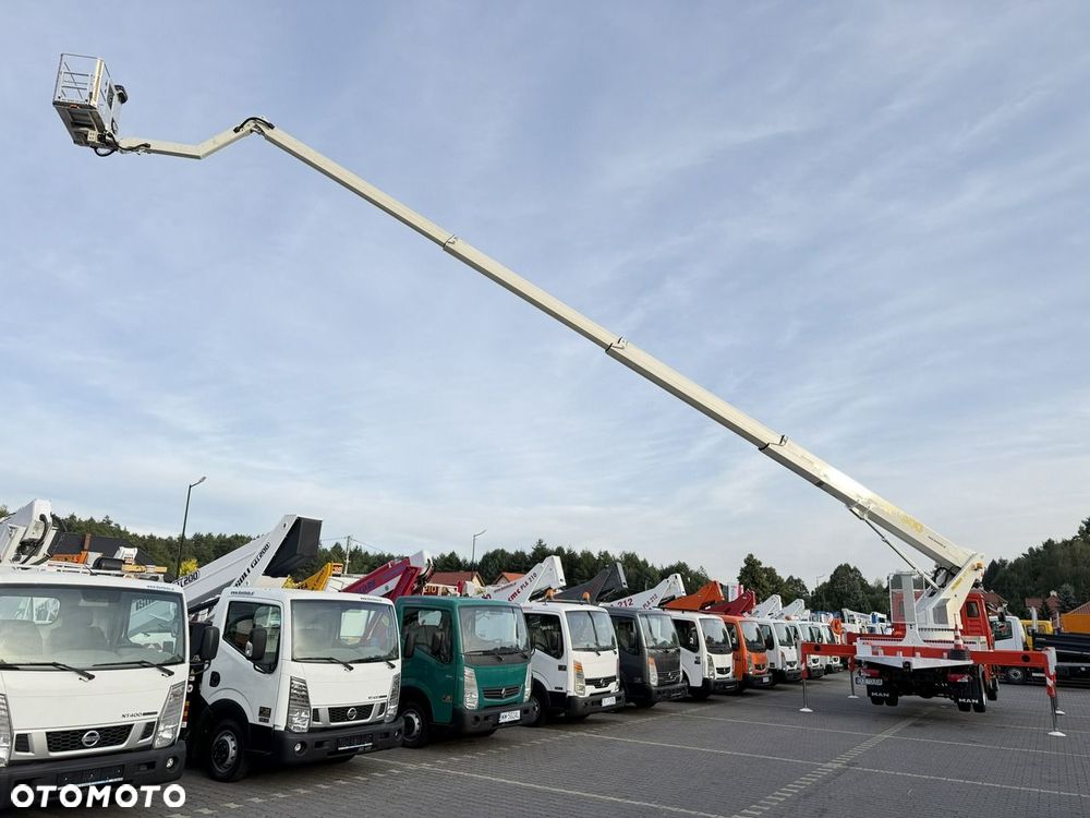 MAN TGL 7.150 Zwyżka Wumag-Palfinger WT300 wysięg 30m-bok 20m+Pilot - 17