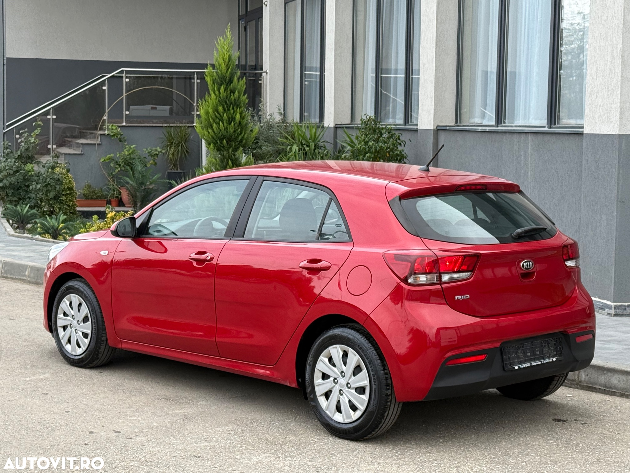 Kia Rio 1.2 Business Line - 10