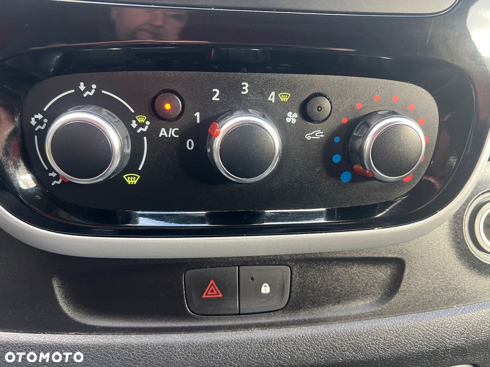 Renault Trafic - 35
