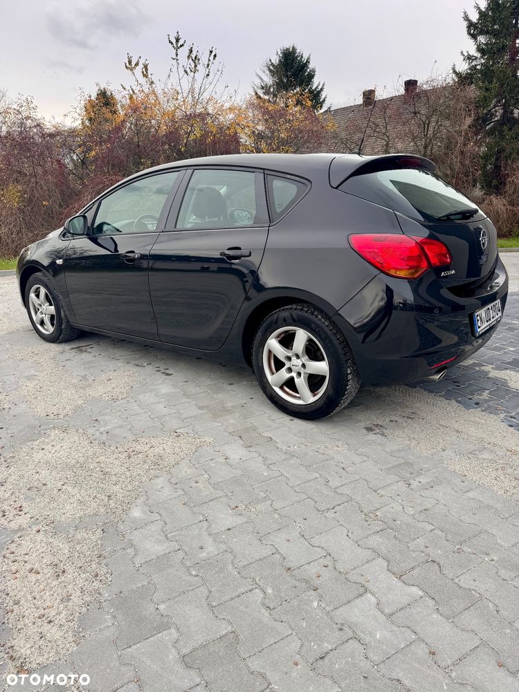 Opel Astra IV 1.4 T Enjoy - 7