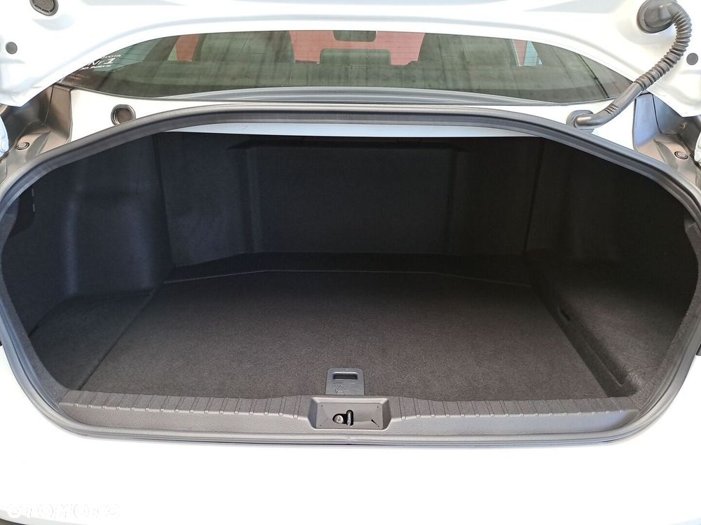 Toyota Mirai Prestige - 13