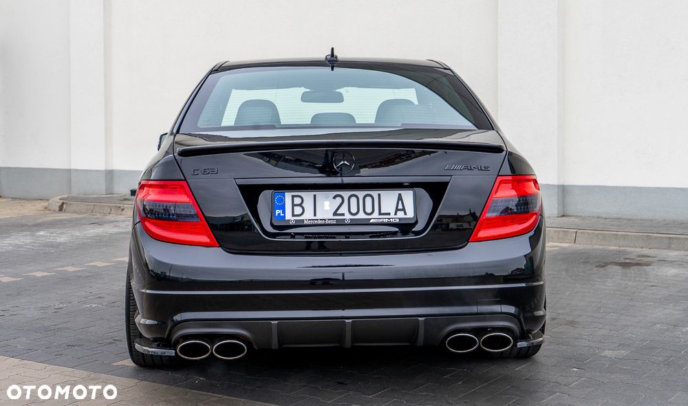 Mercedes-Benz Klasa C 63 AMG 7G-TRONIC Performance Plus SPORT EDITION - 7