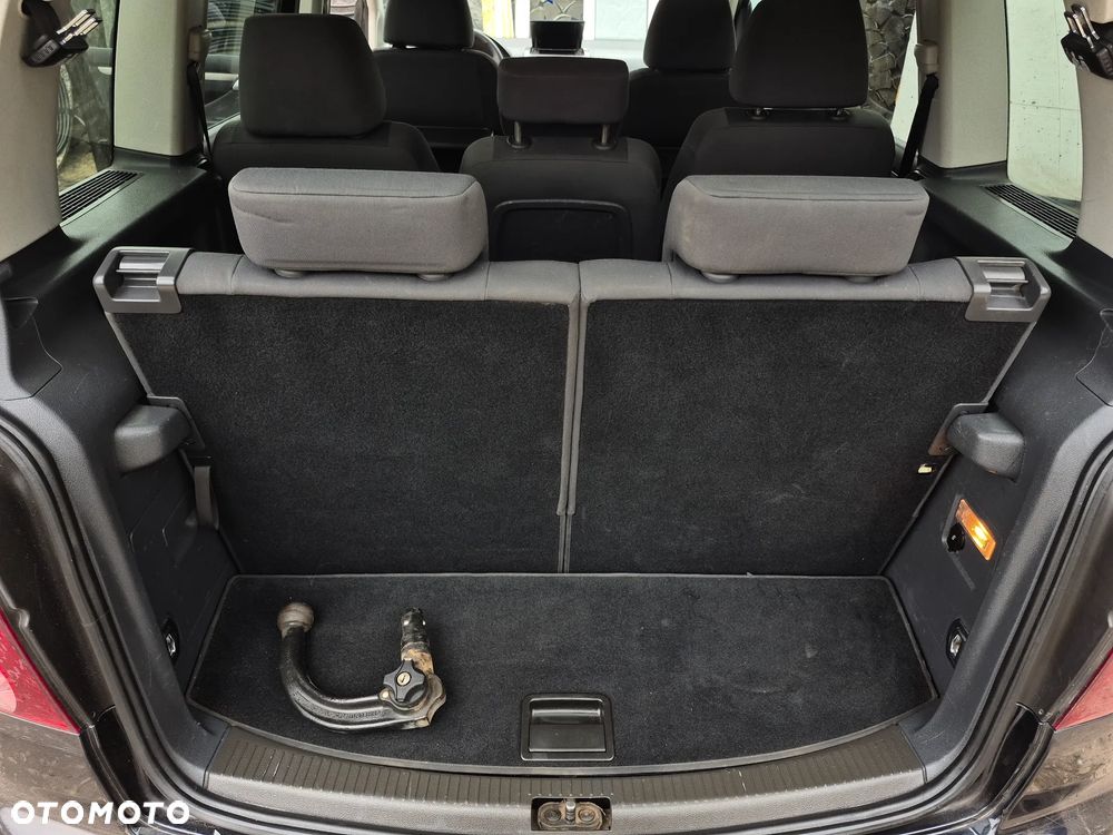 Volkswagen Touran 1.6 Trendline - 10