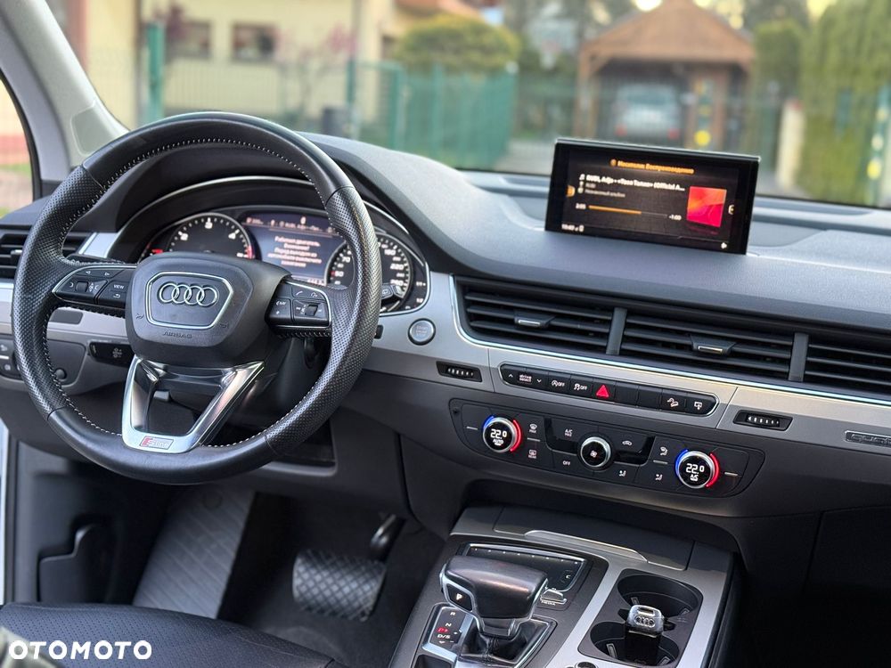 Audi Q7 - 9