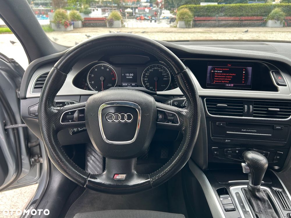 Audi A4 ver-2-0-tfsi-multitronic-s-line-sportpaket-plus- - 17