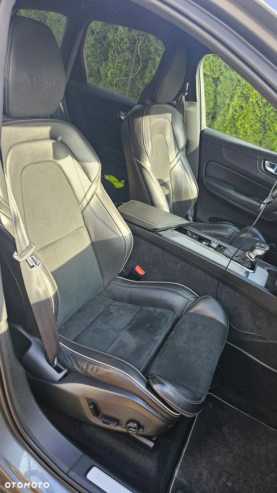 Volvo XC 60 D5 AWD R-Design - 13