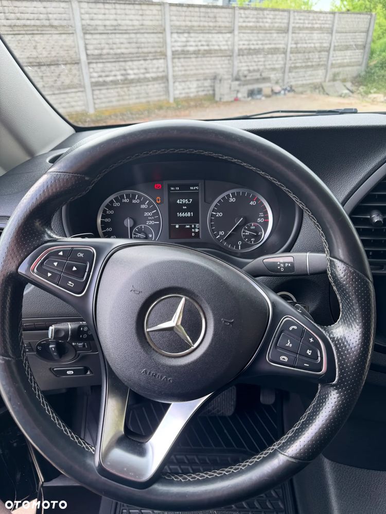 Mercedes-Benz Vito - 11