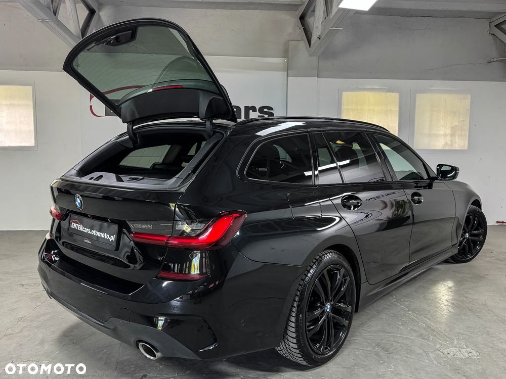 BMW Seria 3 320d xDrive M Sport Shadow - 19
