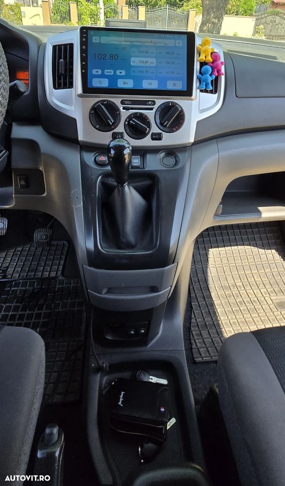 Nissan NV200 - 15