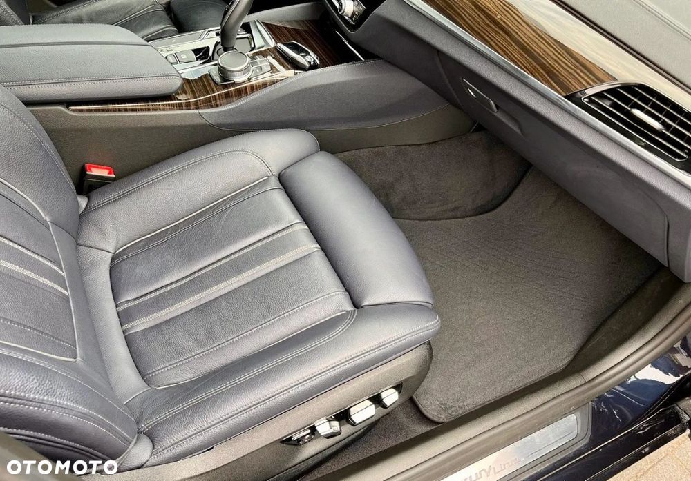 BMW Seria 5 520d M Sport Edition - 31