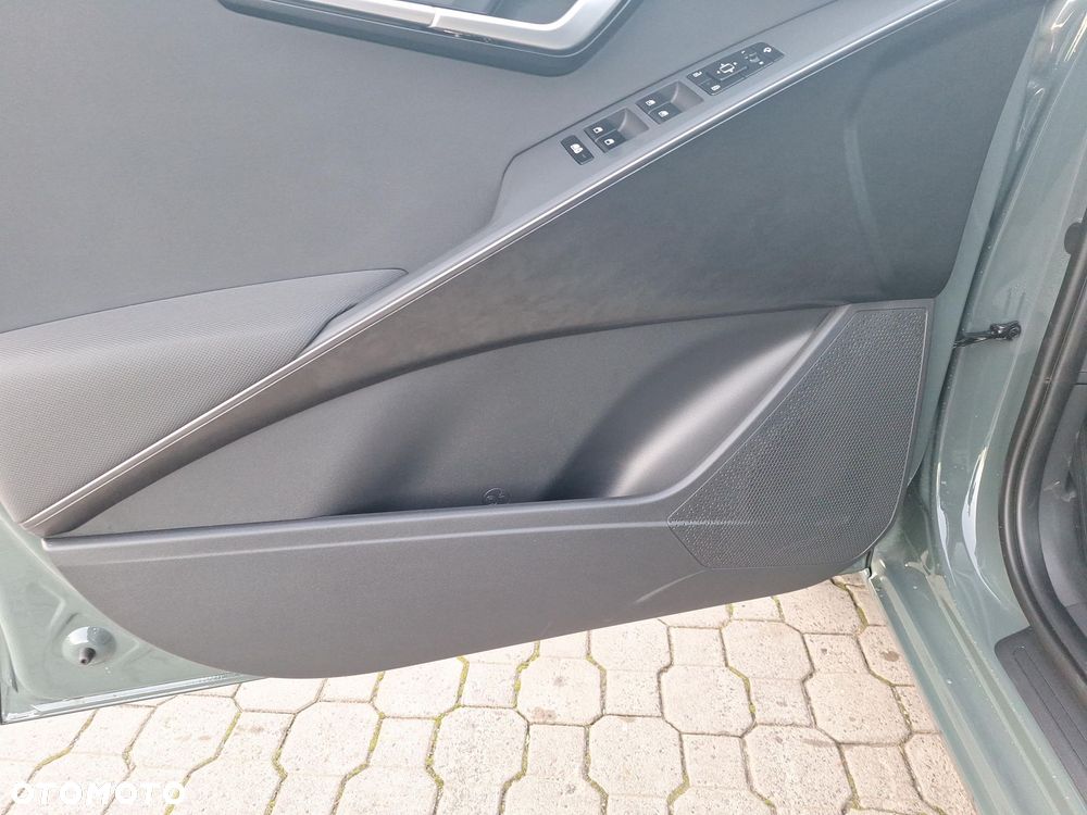 Kia Niro 1.6 GDI Hybrid Business Line - 10