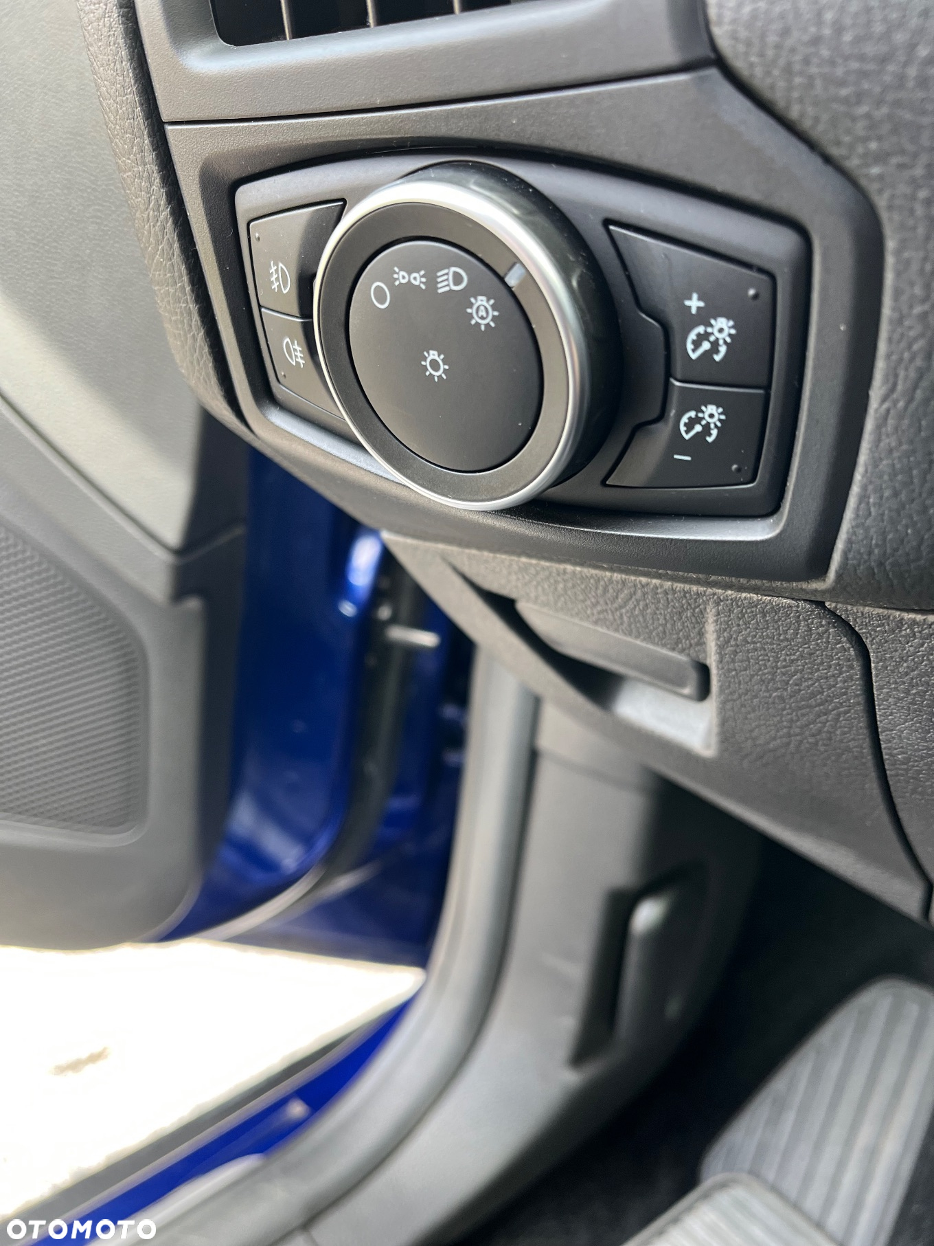 Ford Focus 1.5 EcoBoost Titanium ASS - 24