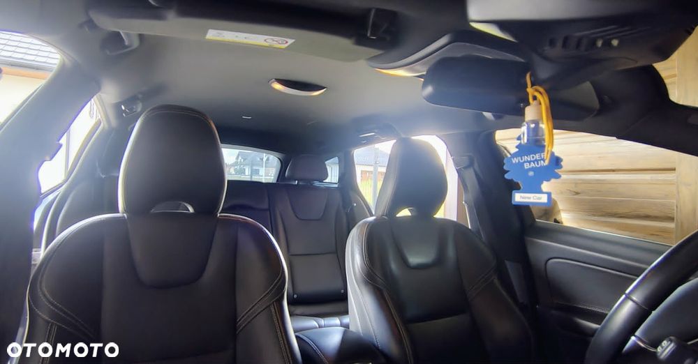 Volvo V60 D4 Momentum - 5
