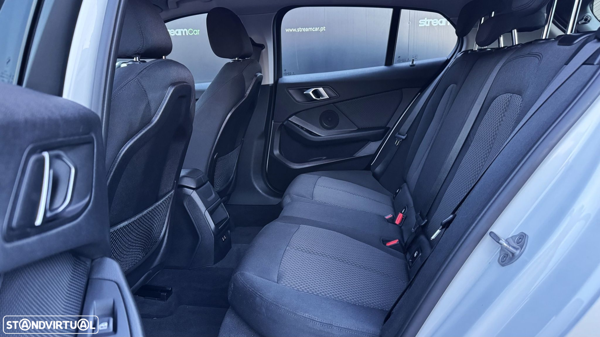BMW 116 d Advantage Auto - 27