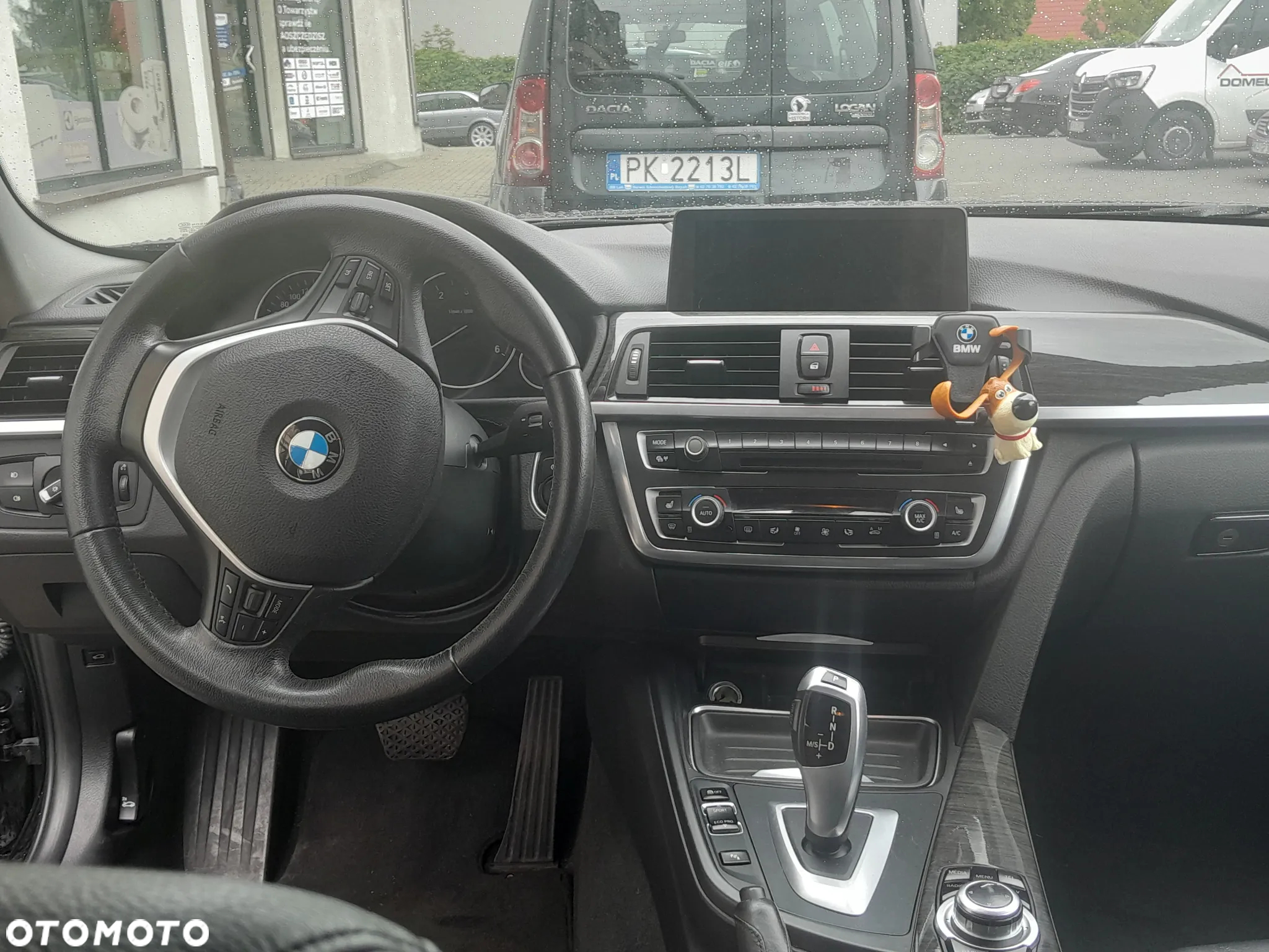 BMW Seria 3 318d DPF Touring Edition Exclusive - 16