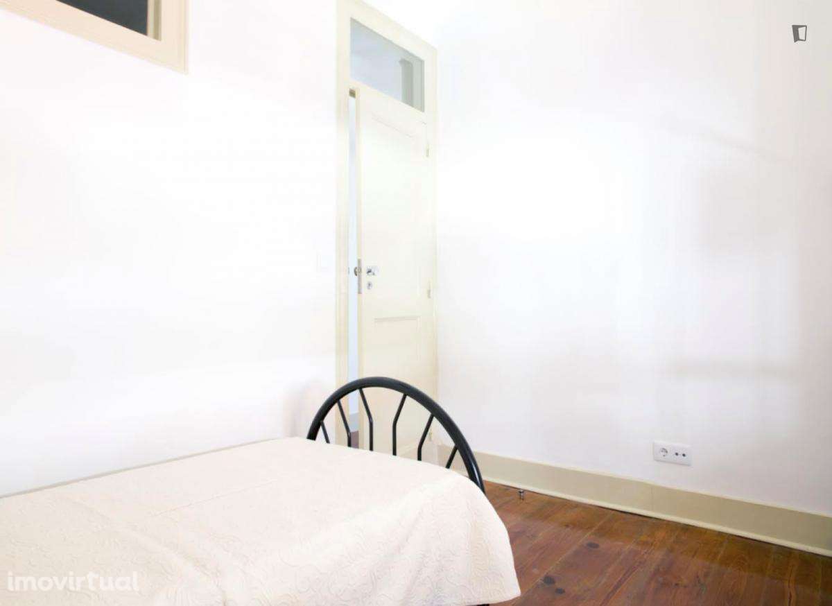 Apartamento com 3 quartos - localizado em Intendente Lisbon - Grande imagem: 3/13