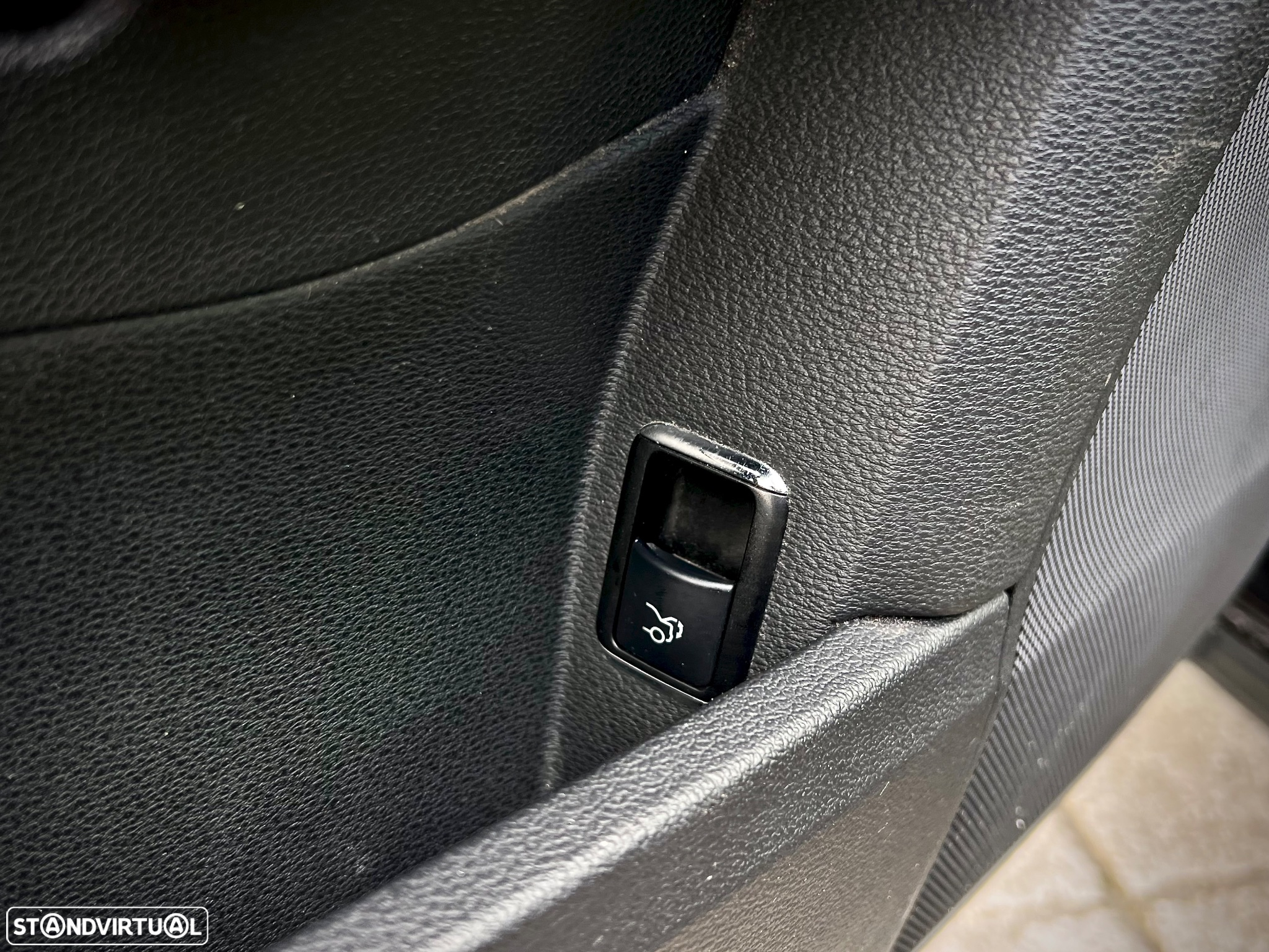 Mercedes-Benz E 250 CDi Avantgarde BlueEfficiency - 20