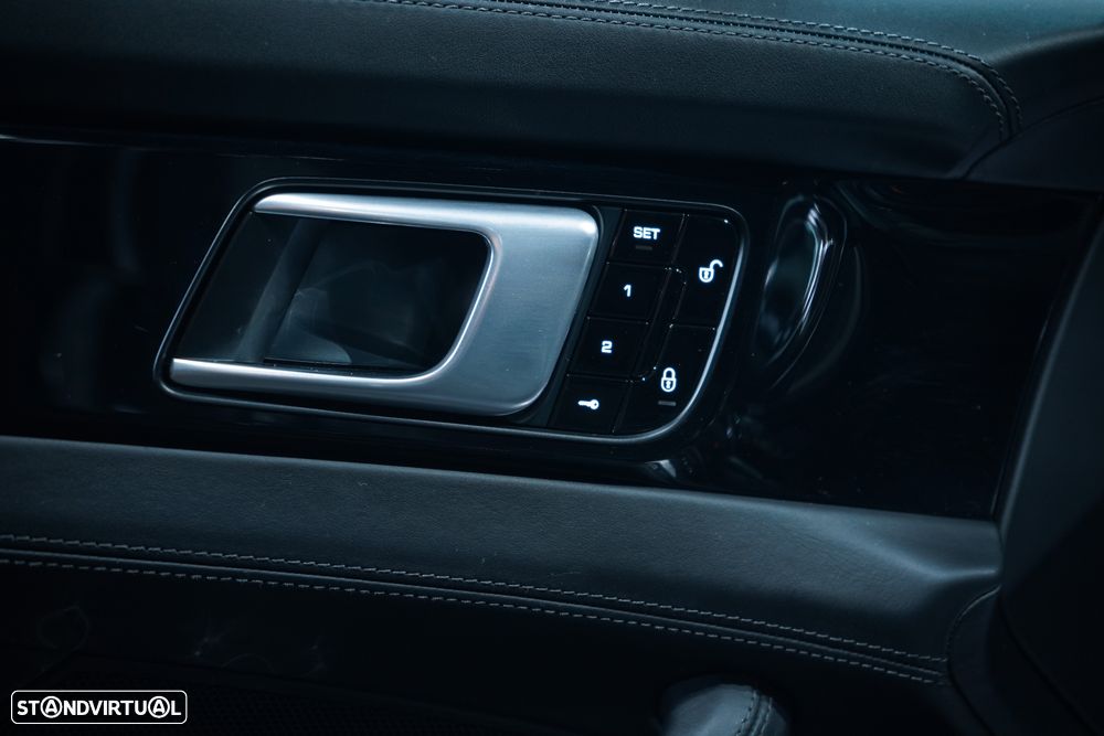 Porsche Panamera 4 E-Hybrid - 13