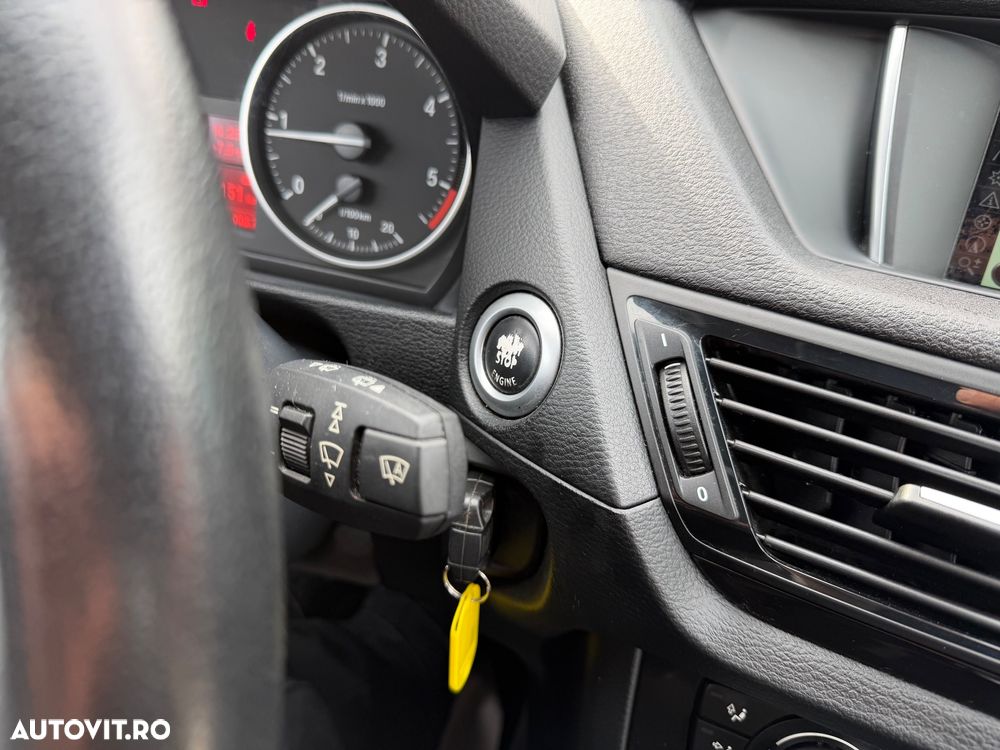 BMW X1 sDrive20d xLine - 27