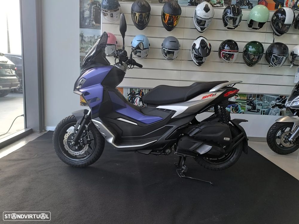 Aprilia SR GT 125 - 1