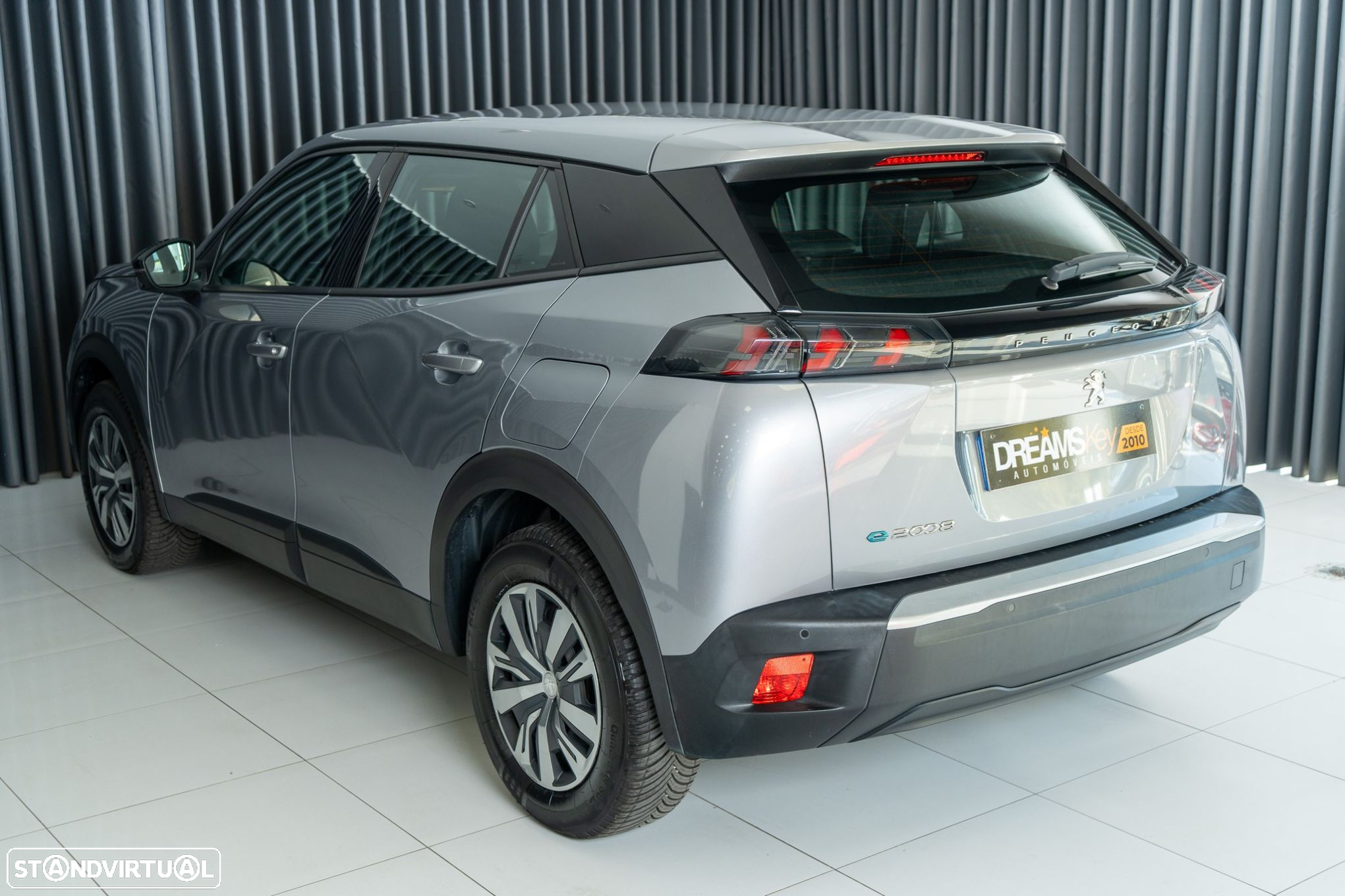 Peugeot e-2008 50 kWh Active - 19