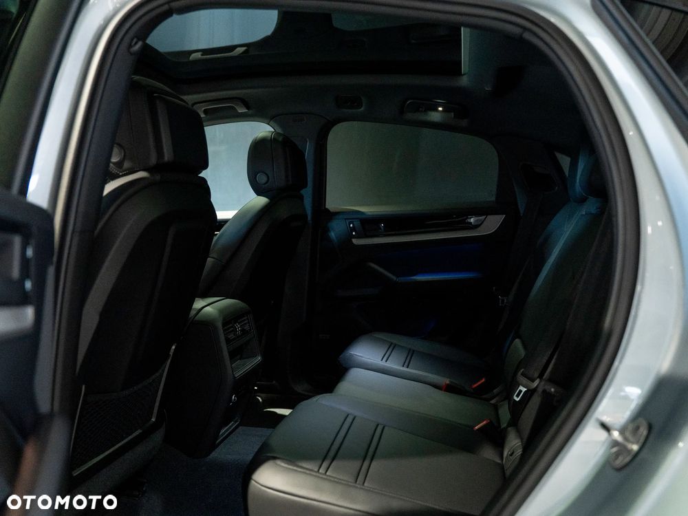 Porsche Cayenne E-Hybrid PHEV - 26