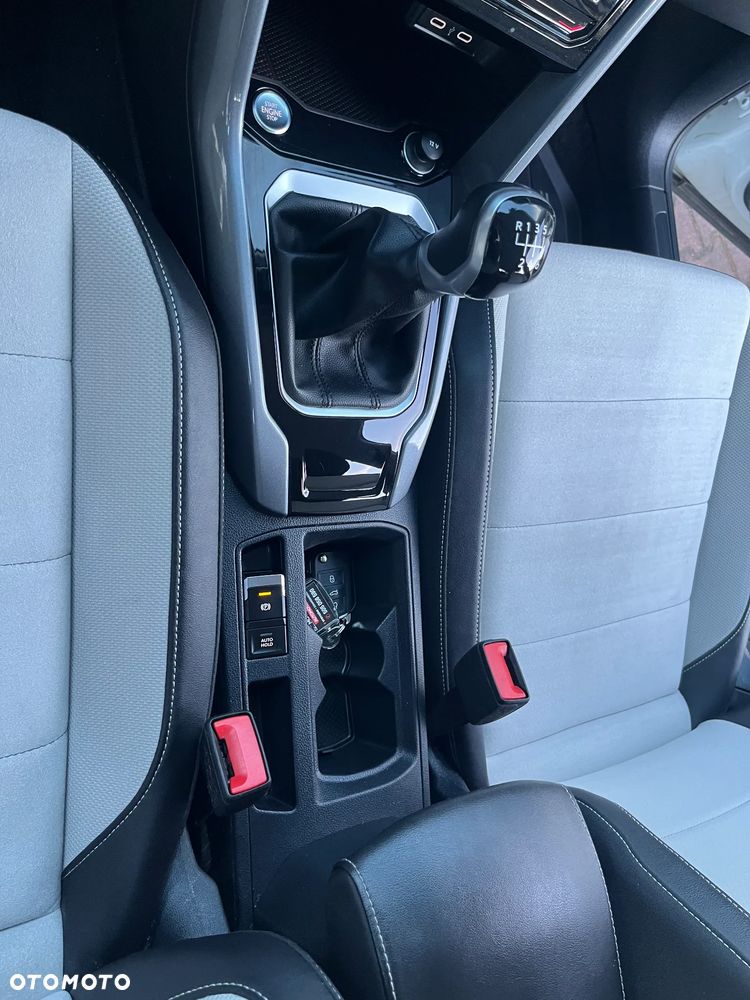Volkswagen T-Roc 1.5 TSI Style - 15
