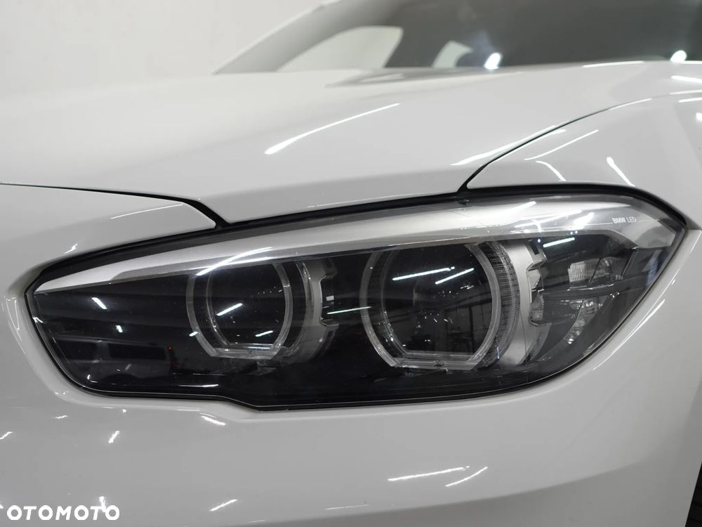 BMW Seria 1 118d xDrive Edition Metropolitan - 14