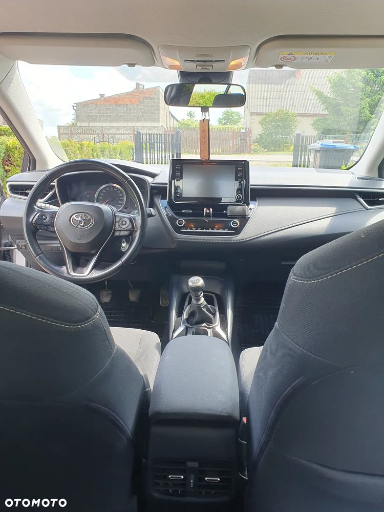 Toyota Corolla 1.6 Comfort - 11