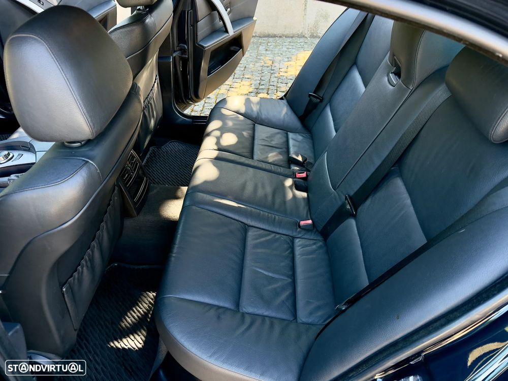 BMW 520 d Aut. Special Edition - 16