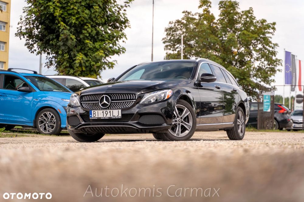 Mercedes-Benz Klasa C 300 9G-TRONIC - 2