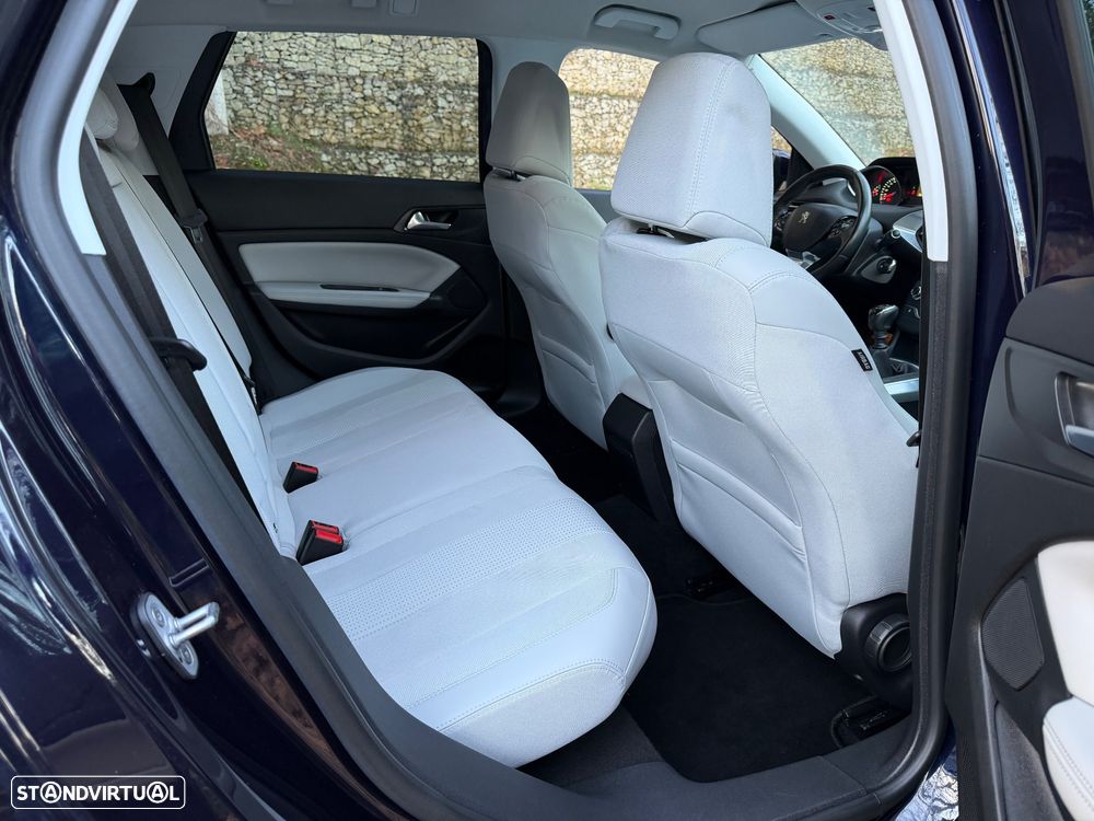 Peugeot 308 SW 1.5 BlueHDi Allure - 14