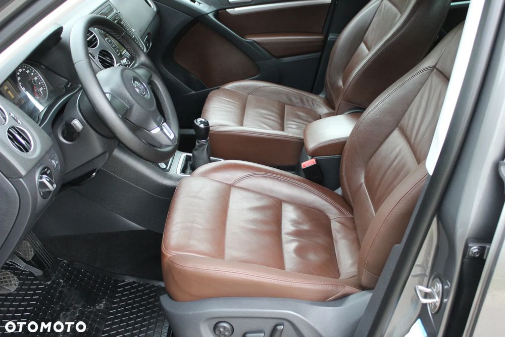 Volkswagen Tiguan 2.0 TDI DPF 4Motion Track & Style - 25