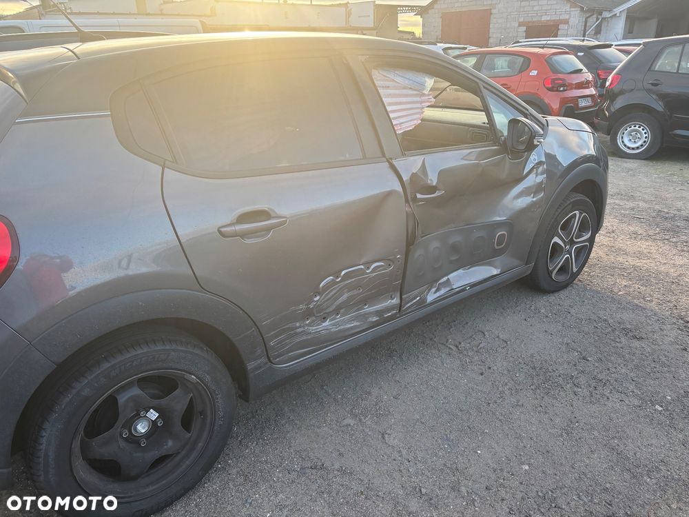 Citroën C3 Pure Tech 82 LIVE - 6