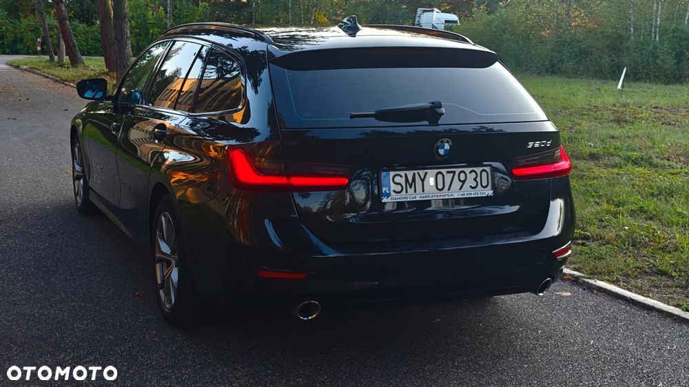 BMW Seria 3 320d Sport Line - 5