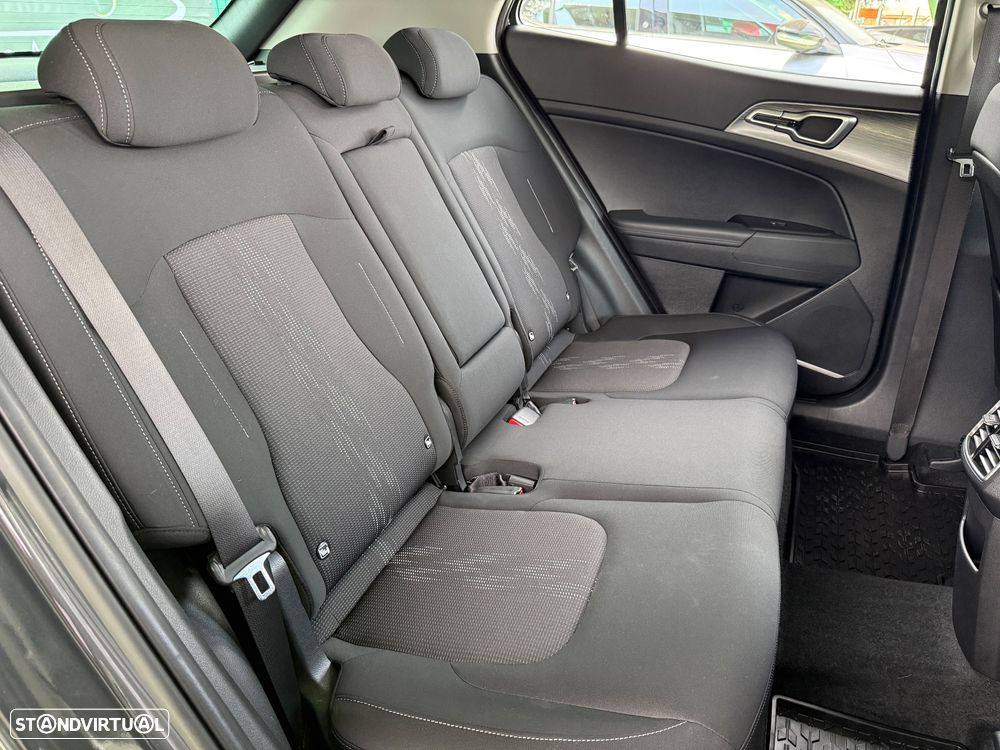 Kia Sportage 1.6 T-GDI Tech 7DCT - 23