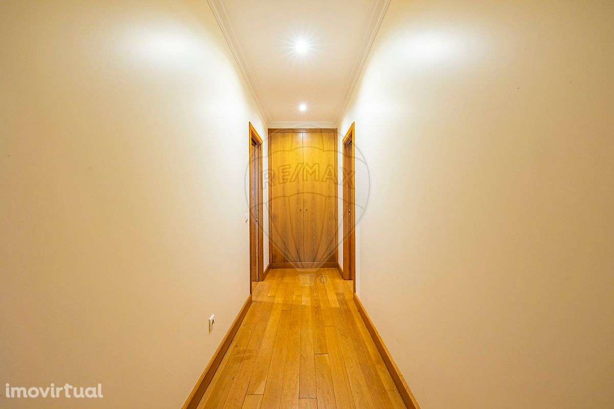 Apartamento T5 para arrendamento - Grande imagem: 2/33