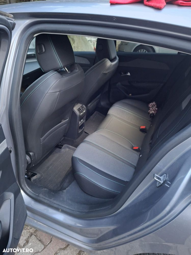 Peugeot 308 1.2L PureTech S&S EAT8 Allure Pack - 10