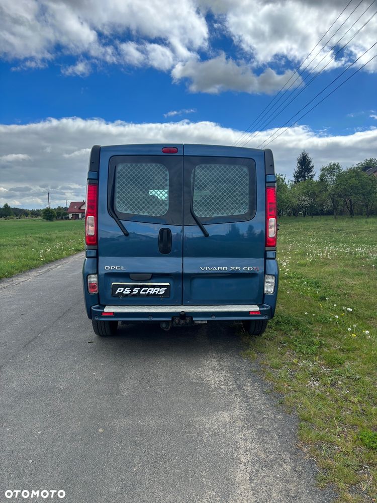Opel Vivaro - 4