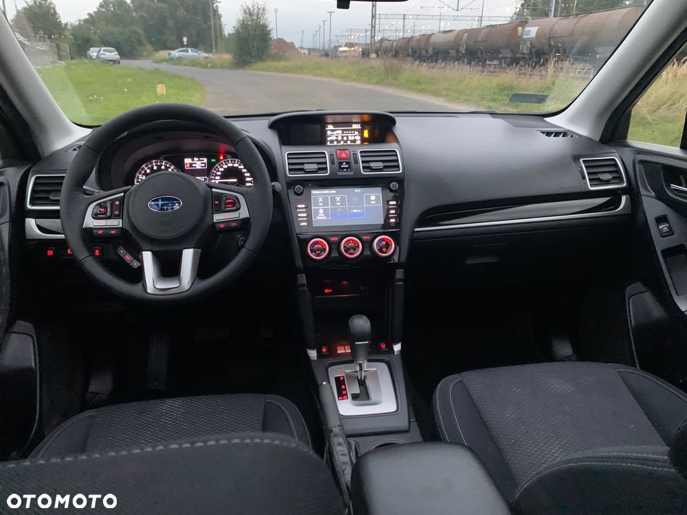 Subaru Forester 2.0i Platinum Lineartronic - 15
