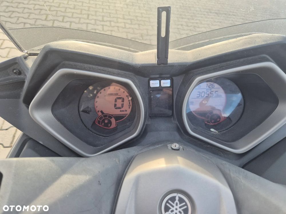 Yamaha X-max - 7