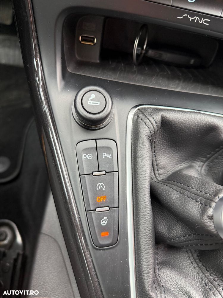 Ford Focus 1.5 TDCi Titanium - 10