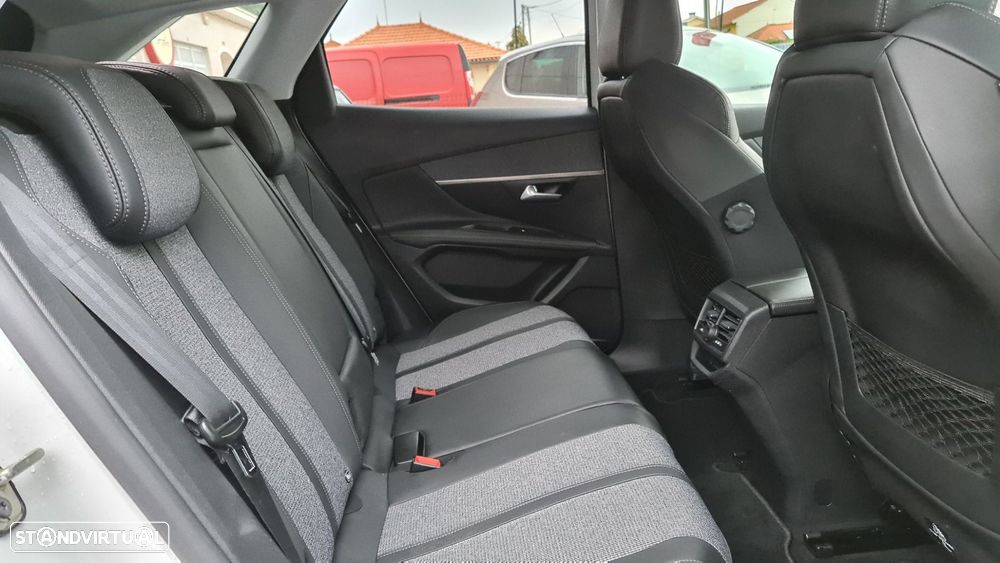 Peugeot 3008 1.6 BlueHDi Allure EAT6 - 13