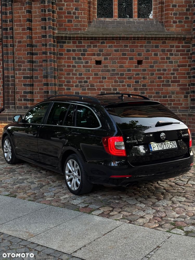 Skoda Superb 2.0 TDI Active DSG - 13