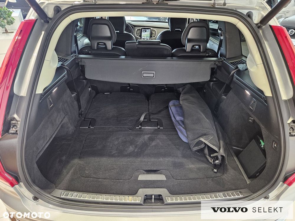 Volvo XC 90 - 36