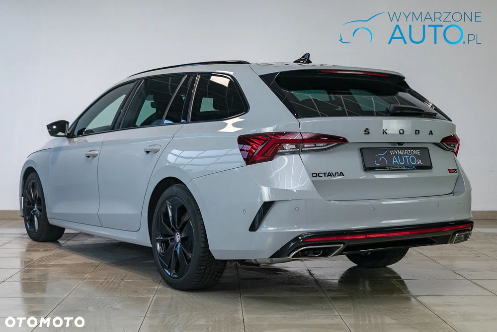Skoda Octavia - 4