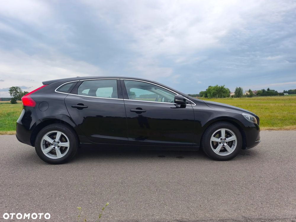 Volvo V40 D2 Summum - 4