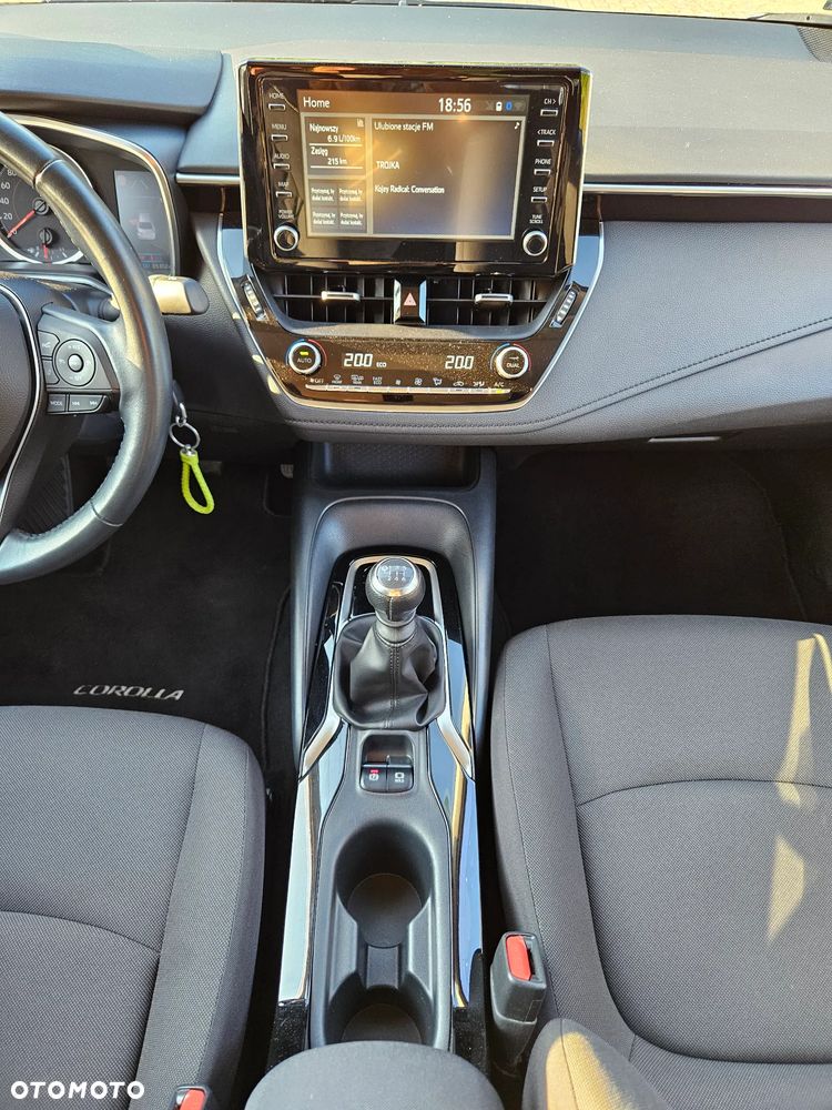 Toyota Corolla 1.5 Comfort - 21