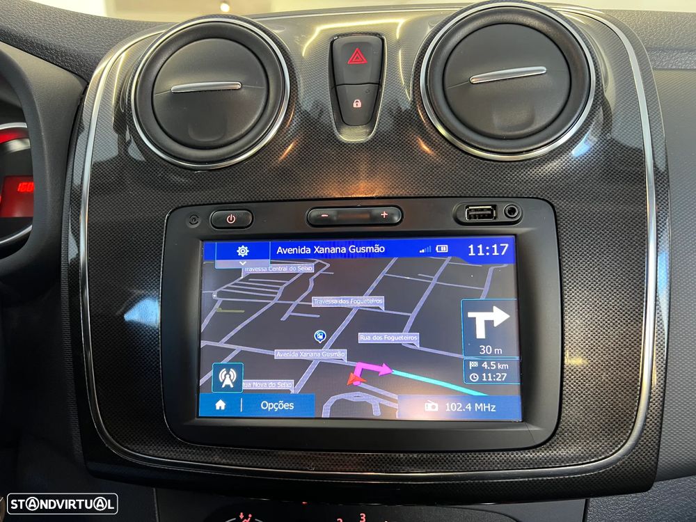 Dacia Sandero 0.9 TCe Comfort - 21